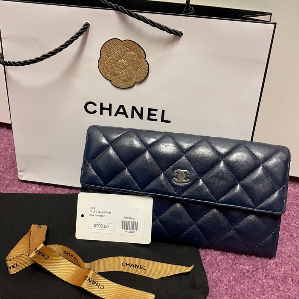 Chanel wallet